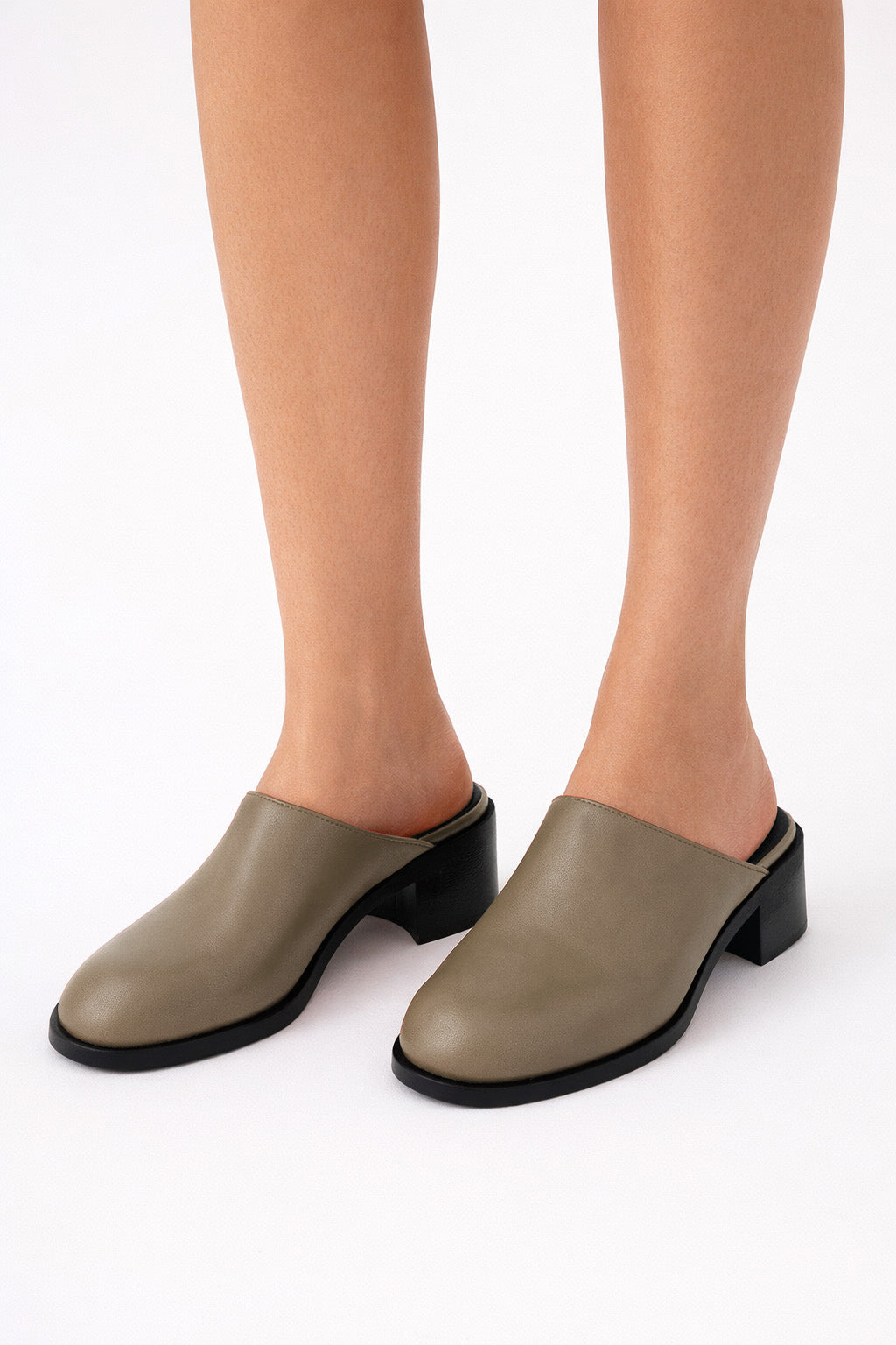 BRANDON LEER TAUPE