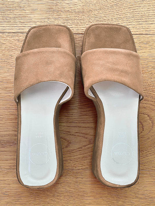 CONNIE BEIGE SUÈDE