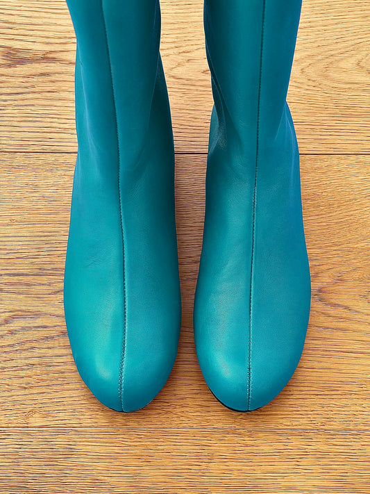 CINDY LEER BLAUW
