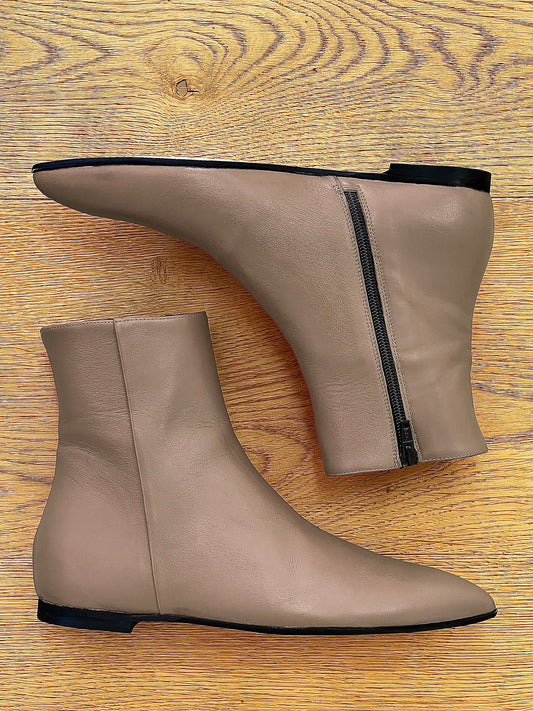 GERRI TAUPE LEER