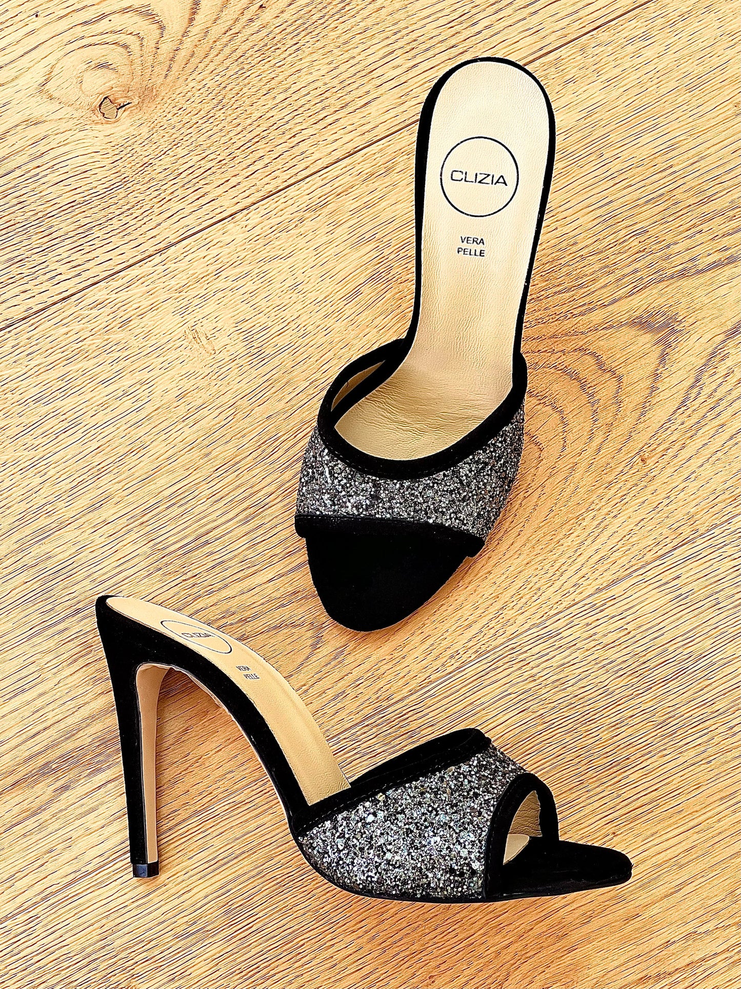 THEE GLITTER ANTRACIET