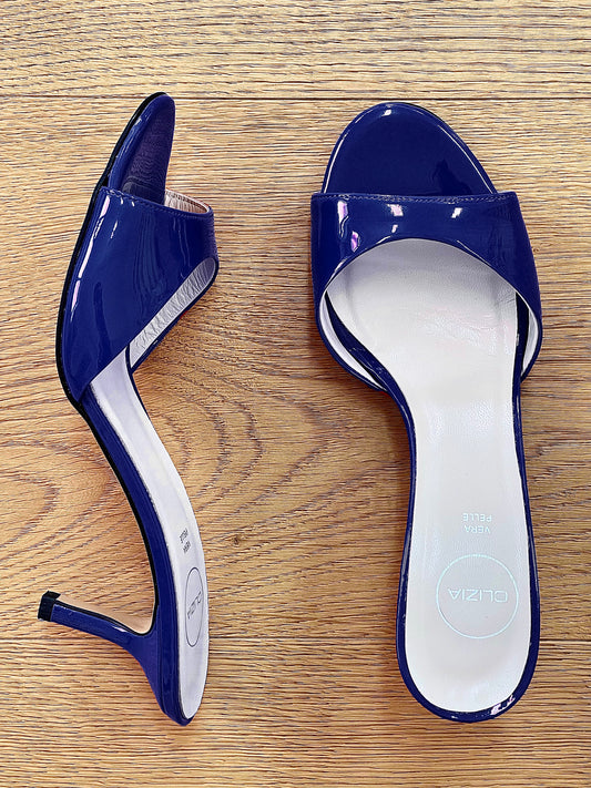 MORENA BLAUW LAKLEER