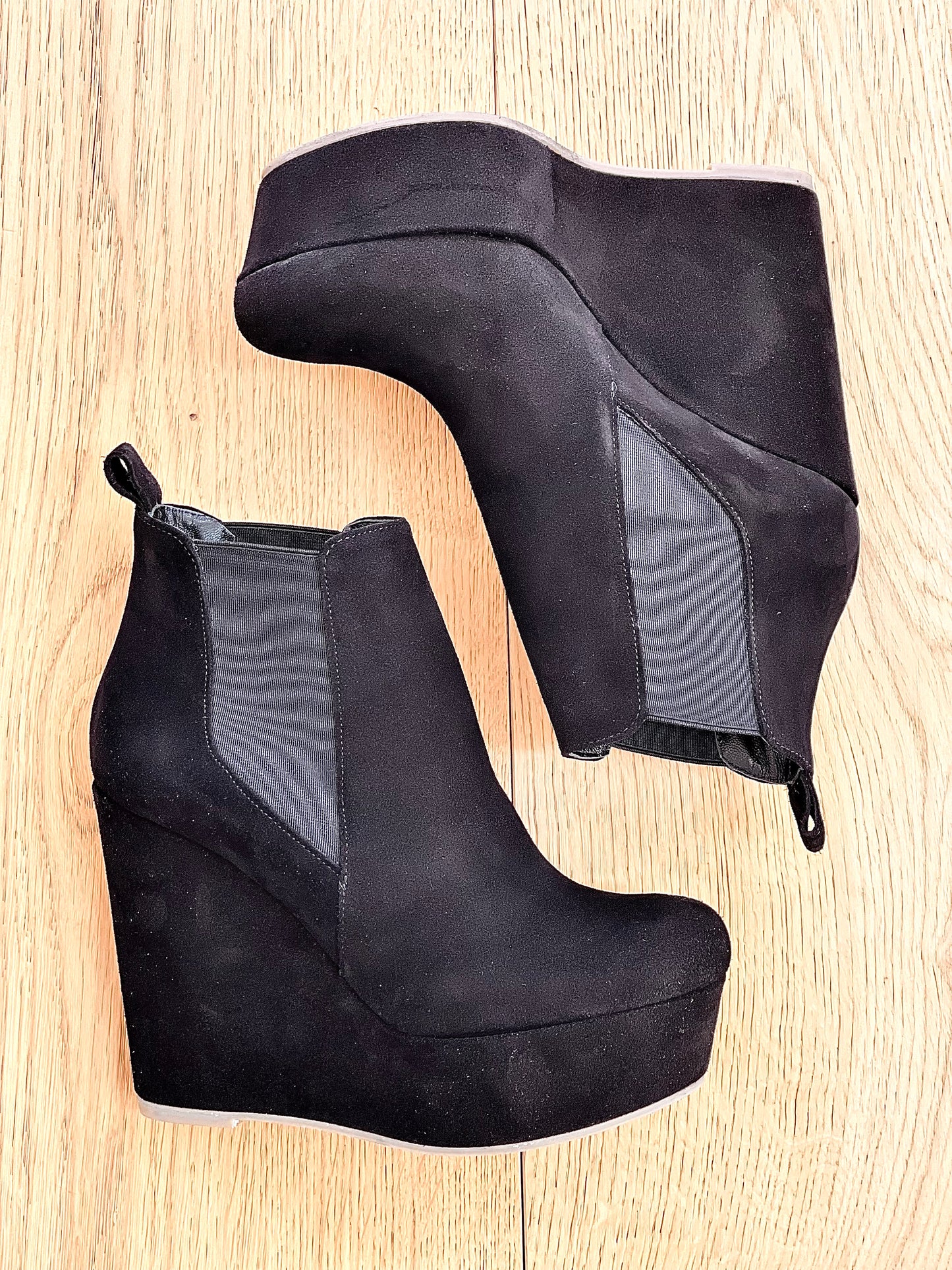 BALTISCH ZWART SUÈDE