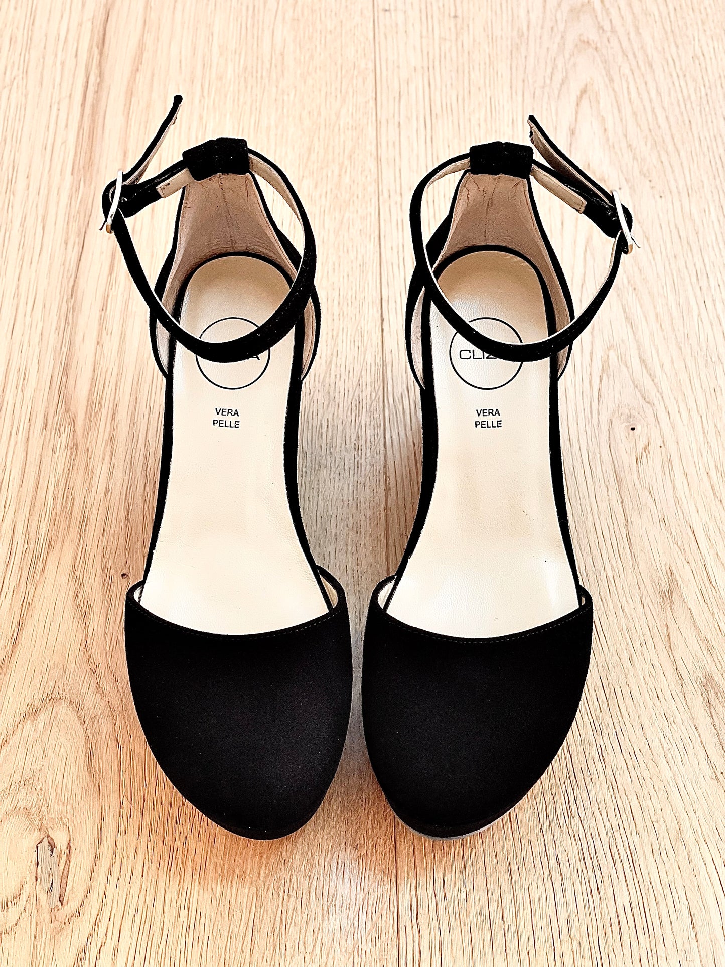 ZWART SUÈDE MANILLA