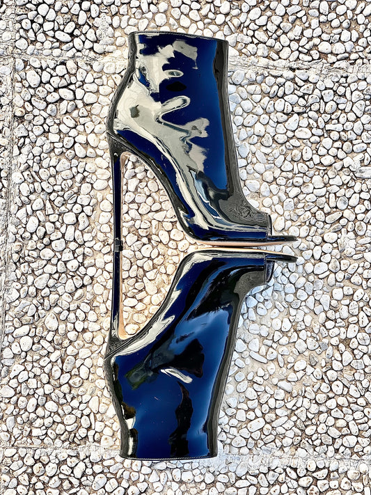 PARIS ZWART LAKLEER