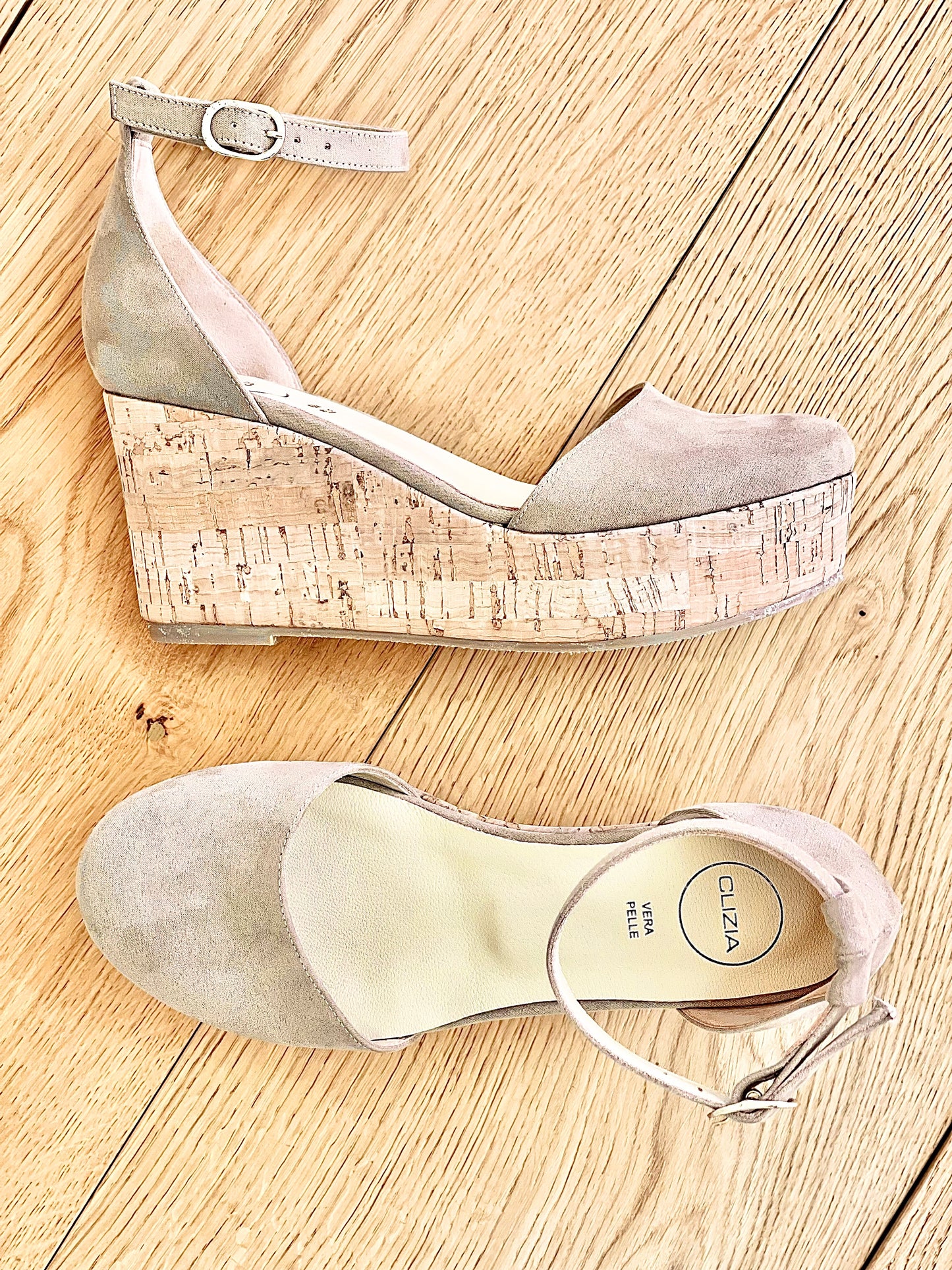 BEIGE SUÈDE MANILLA