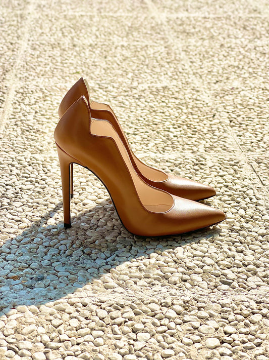 LOLA LEATHER