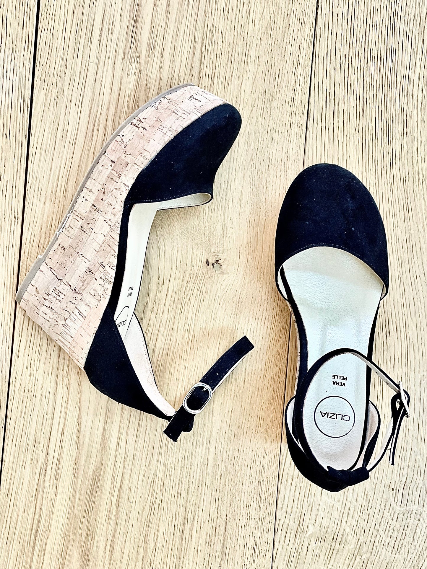 ZWART SUÈDE MANILLA