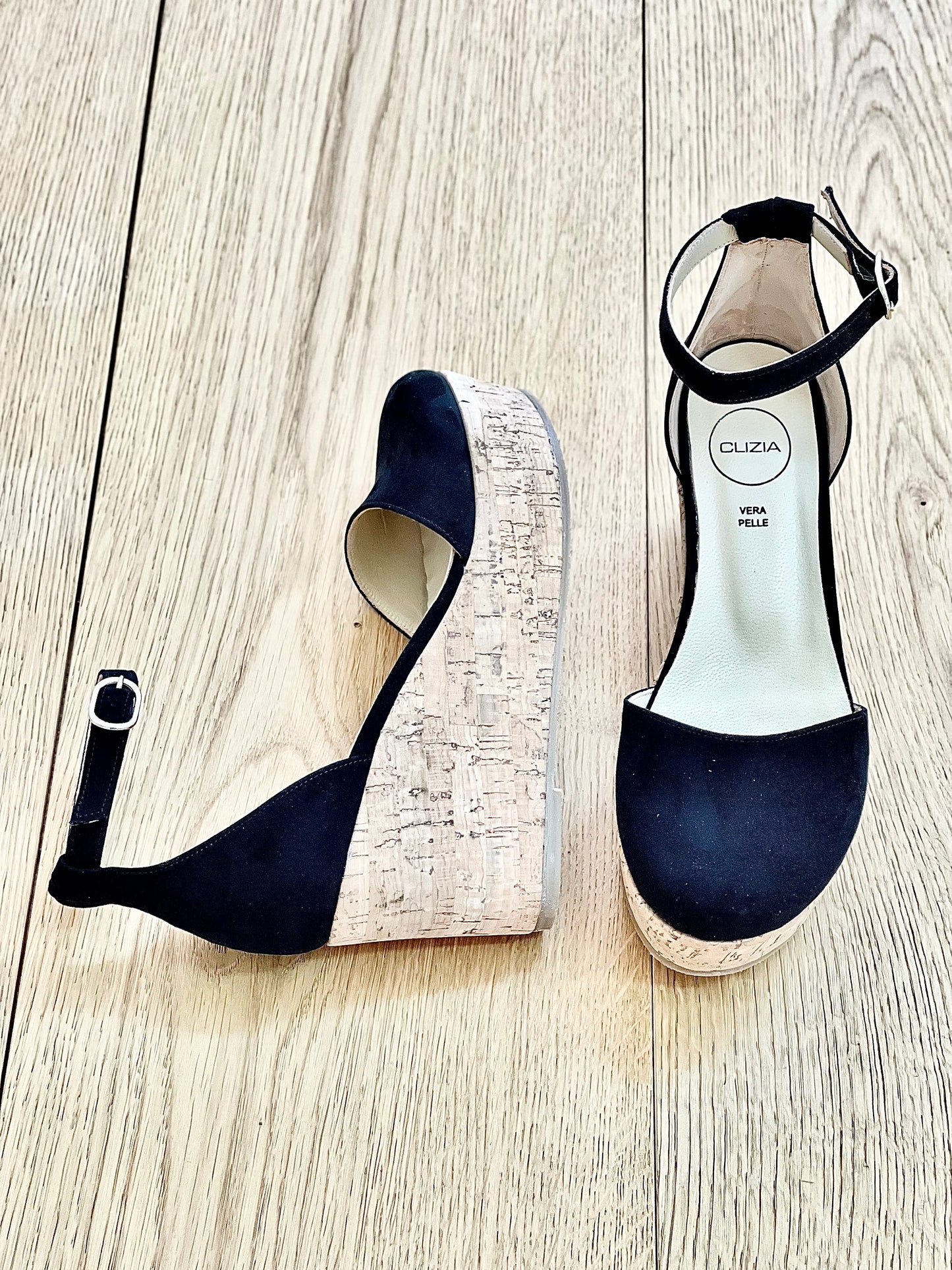 ZWART SUÈDE MANILLA