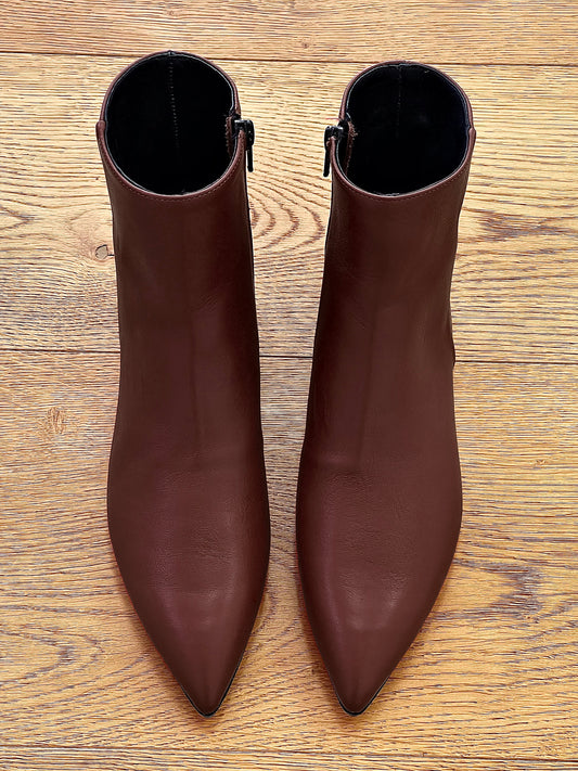 GERRI LEATHER BROWN