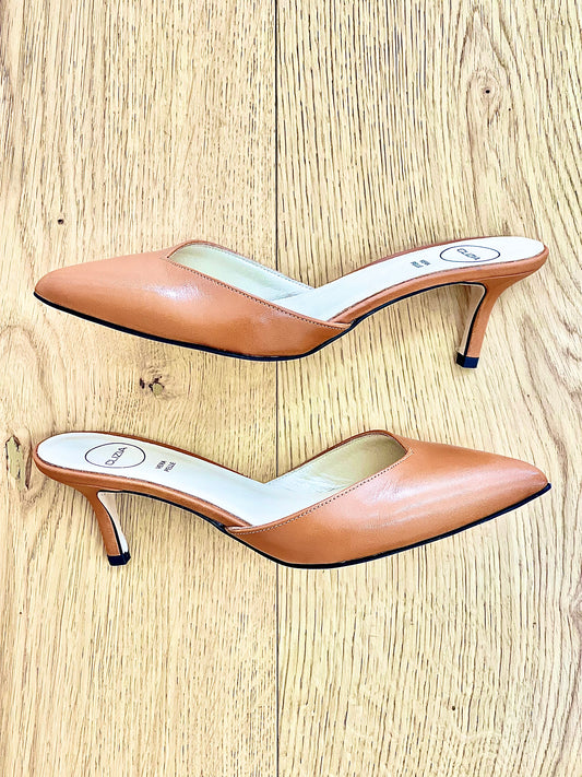 VIKY LEATHER