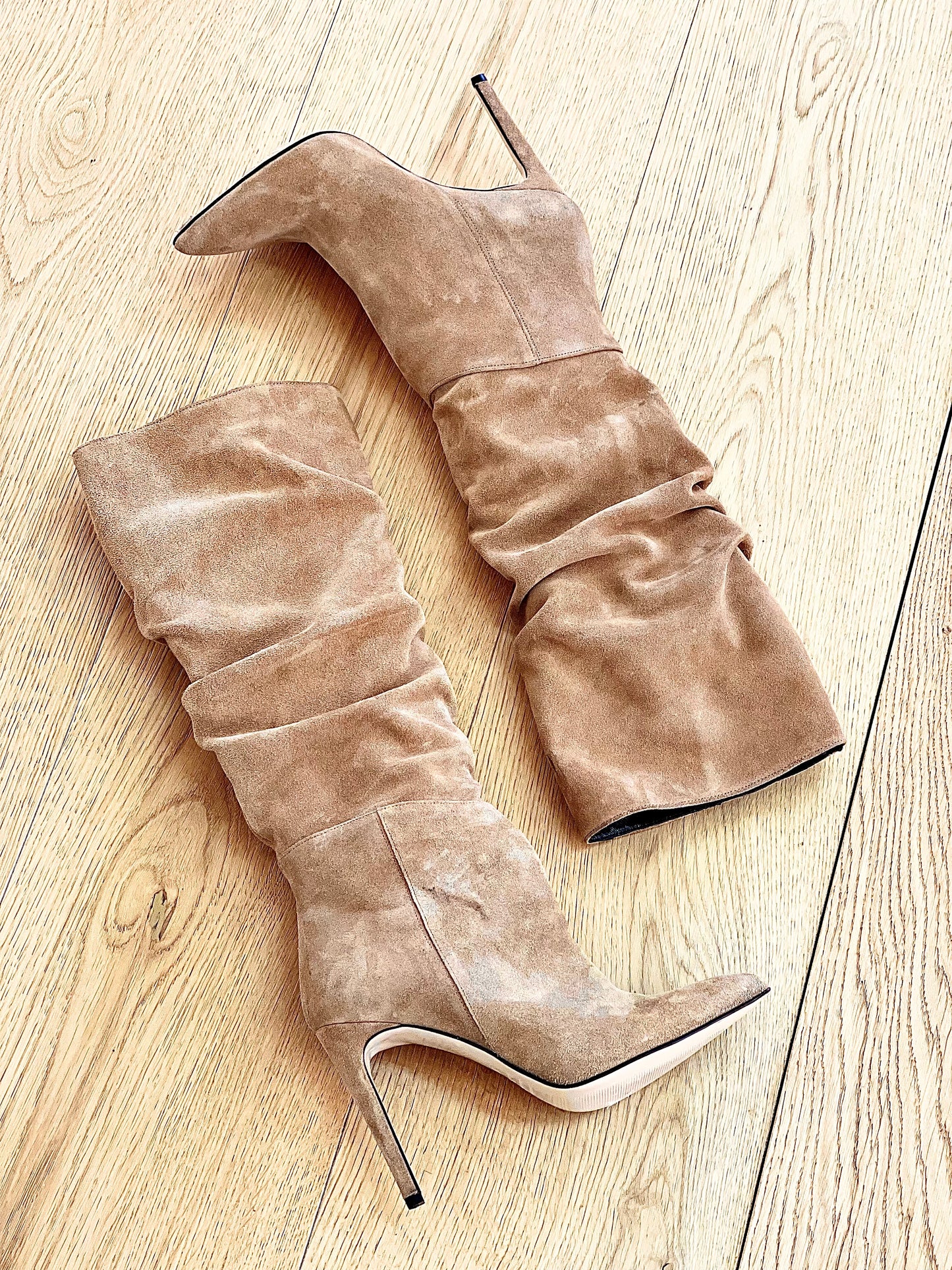 ARZU SKÓRA ZAMSZOWA