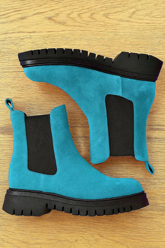 KAREN CAMOSCIO AZUL
