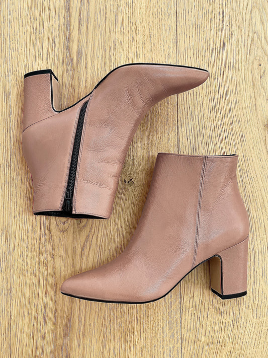 GEMINI LEATHER NUDE