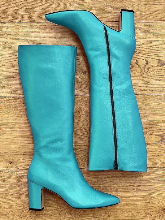 MARCA DE COURO AZUL