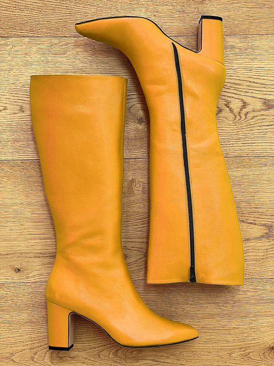 MARCA DE COURO OCRE