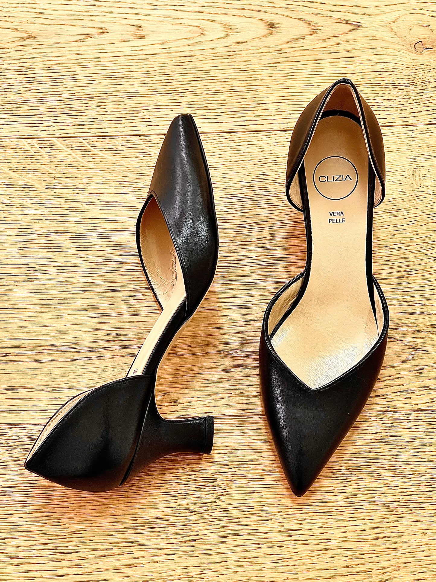 ALDA LEATHER PRETO