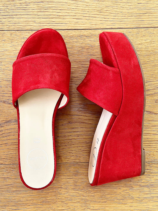 ARON RED SUEDE