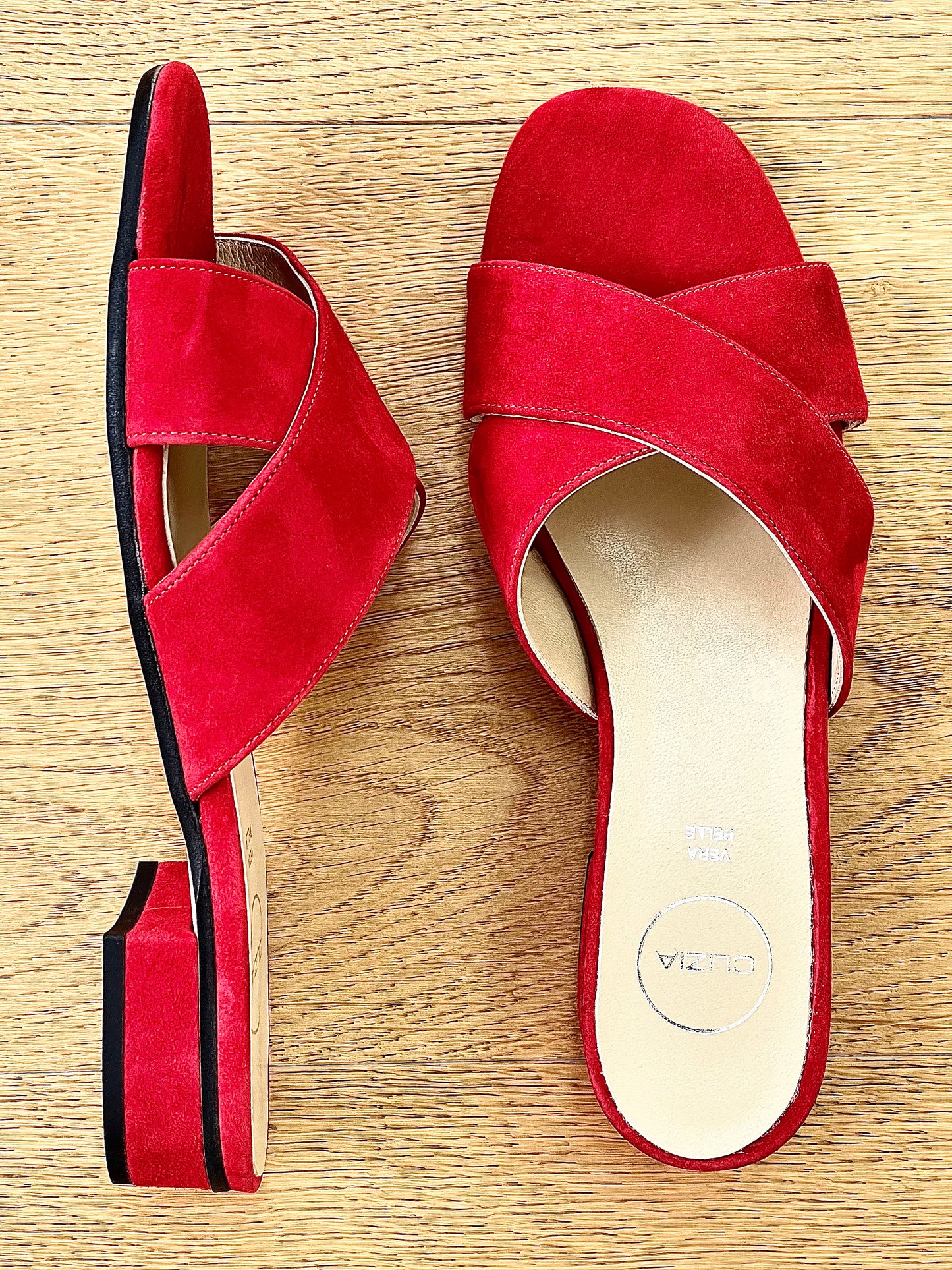 URIEL RED SUEDE