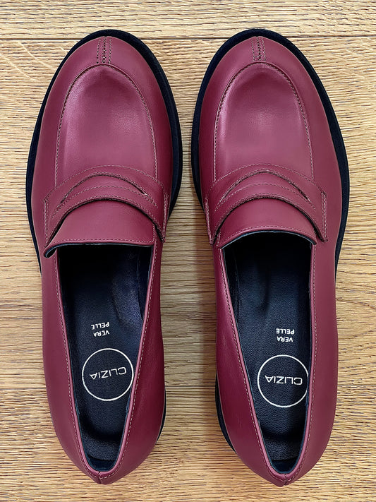 PIELE NELLY BURGUNDY