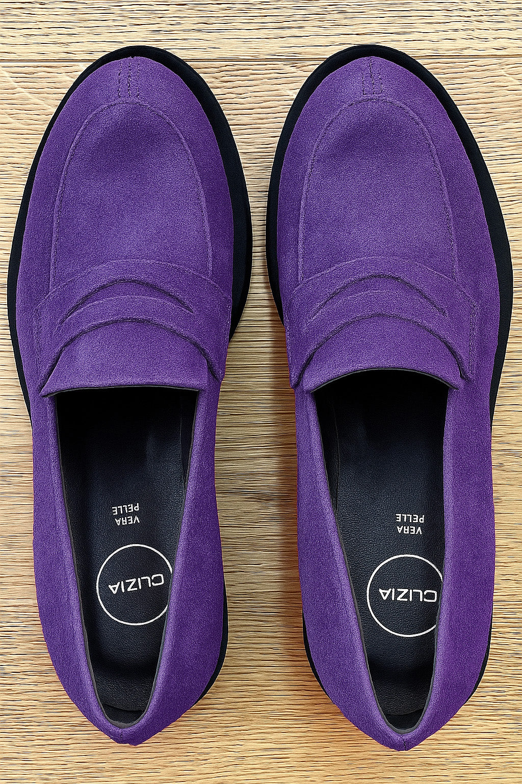 NELLY DIN PIELE DE CĂPRIU VIOLETĂ