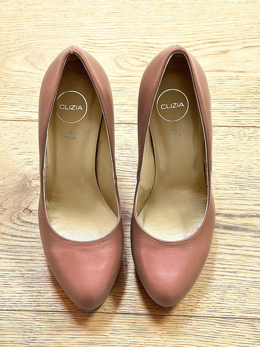 CHIAR PIELE NUDE