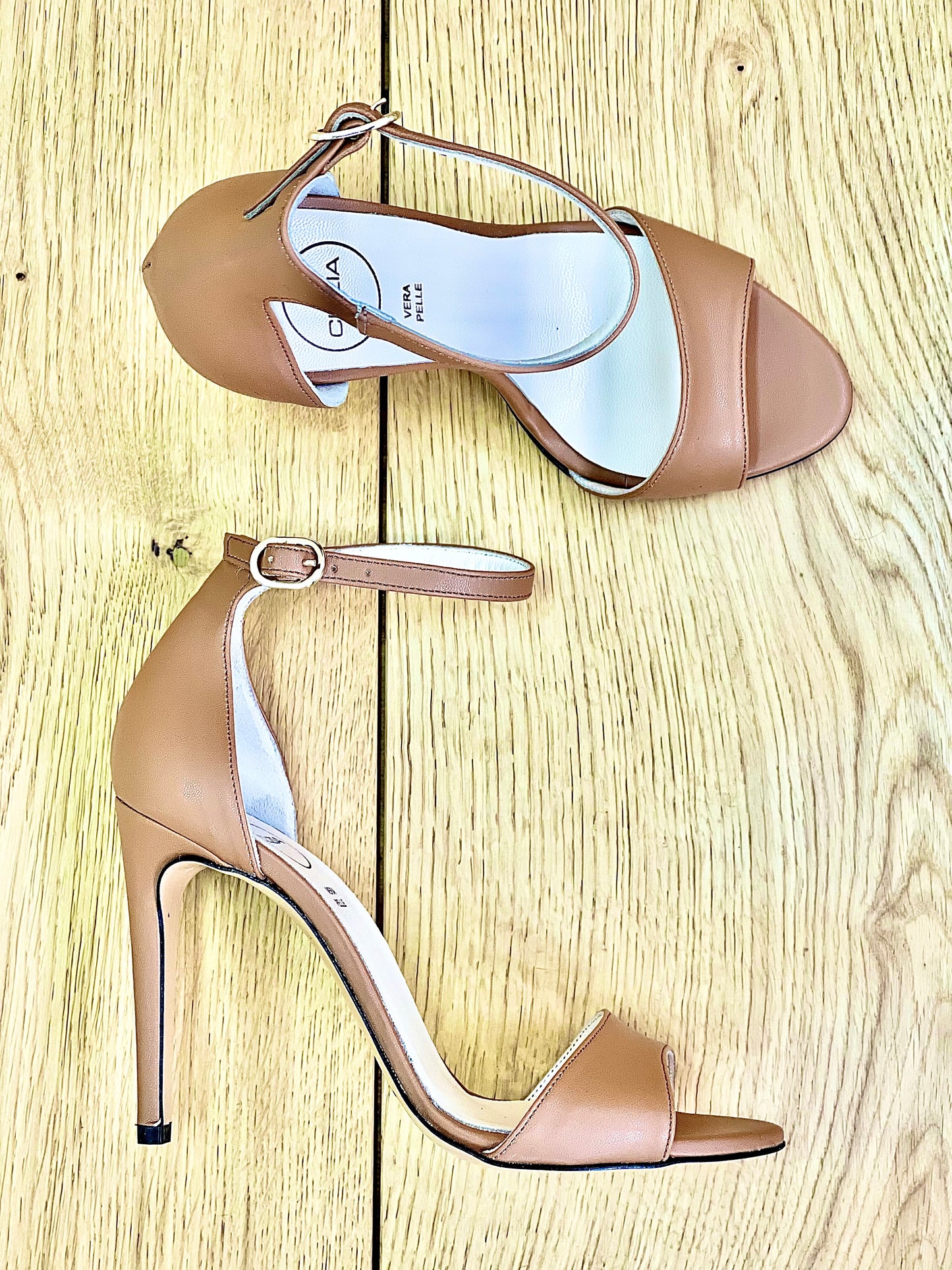 DANA PIELE