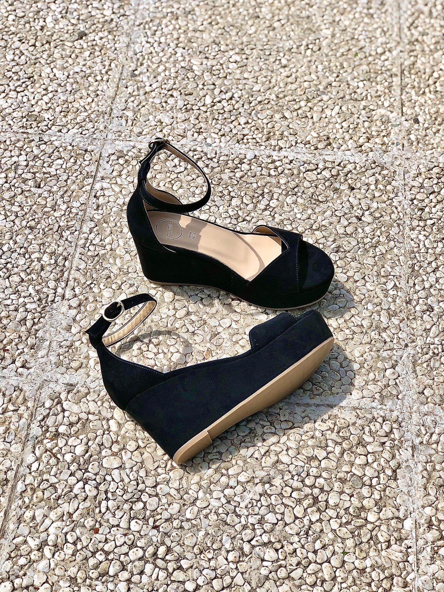 ASIA DIN PIELE DE CĂPRIU NEGRU