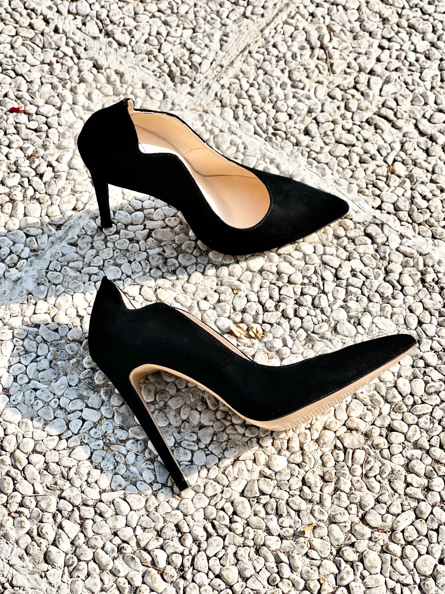 LOLA DIN PIELE DE CĂPRIU NEGRU