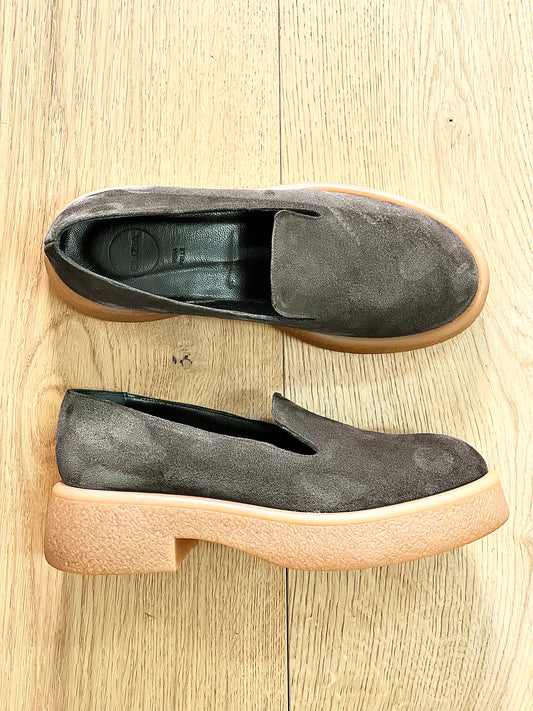 ZENO SUEDE KAKI