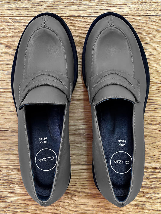 NELLY LEATHER GREY