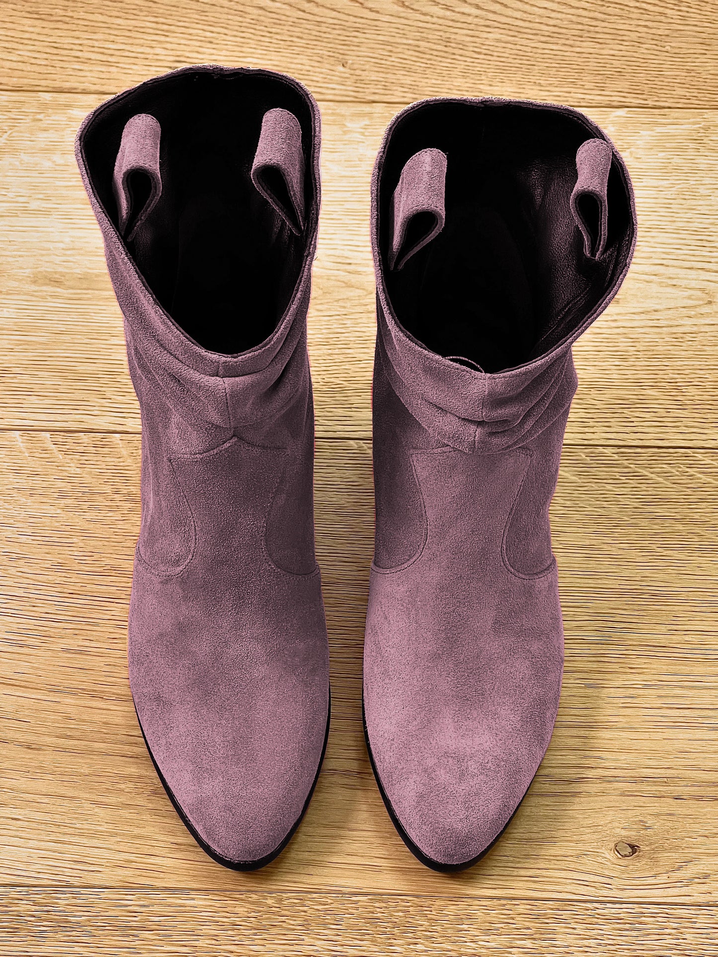 NEMO LILOVÁ SUEDE