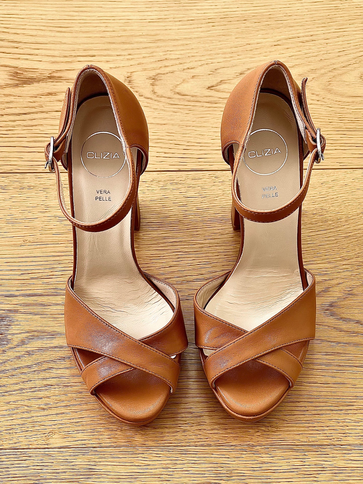BRAIS LEATHER