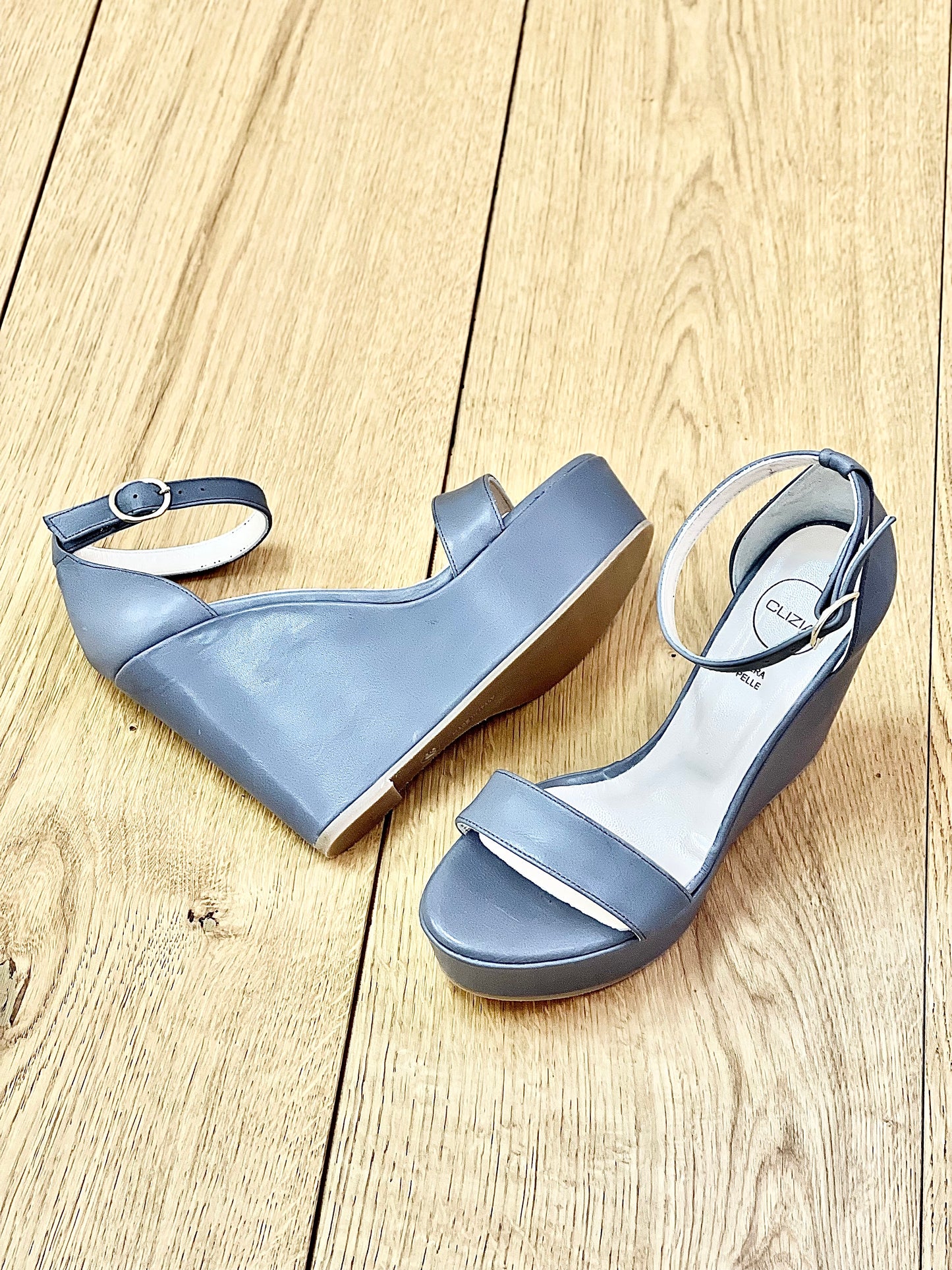 TARIFA GREY