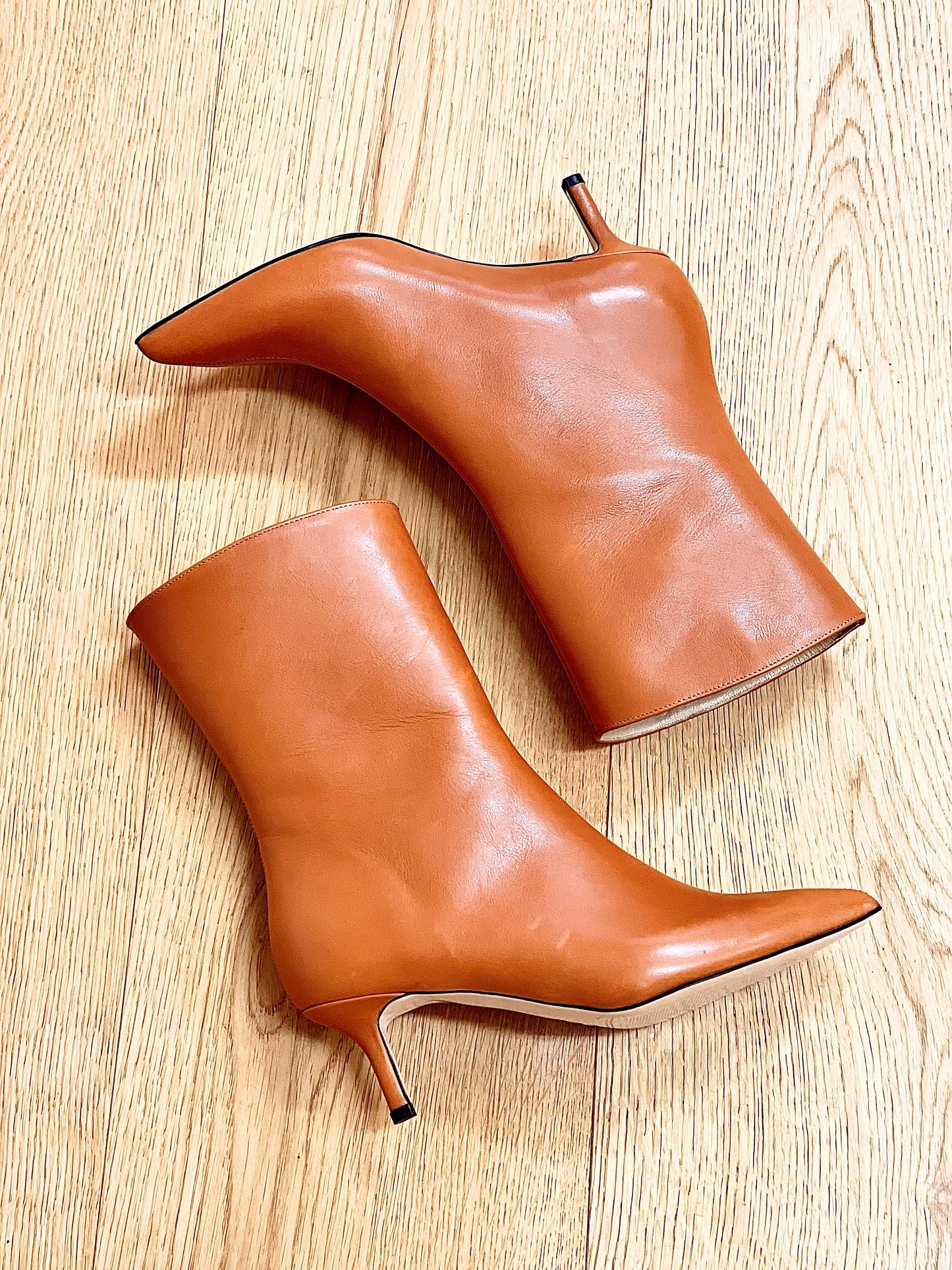 MERLIN LEATHER