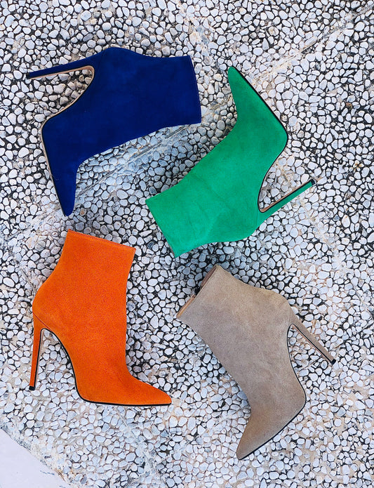 BORN SUEDE