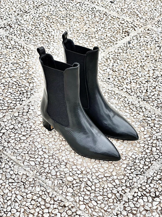 URBAN BLACK