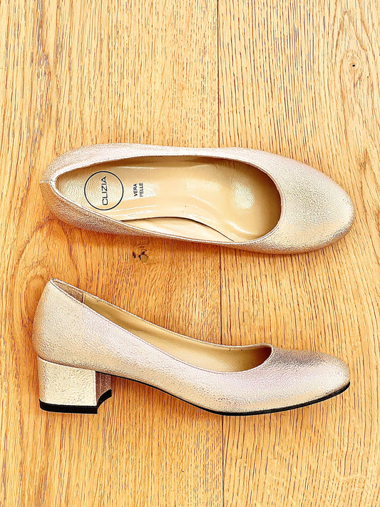 GOLD TAYLOR