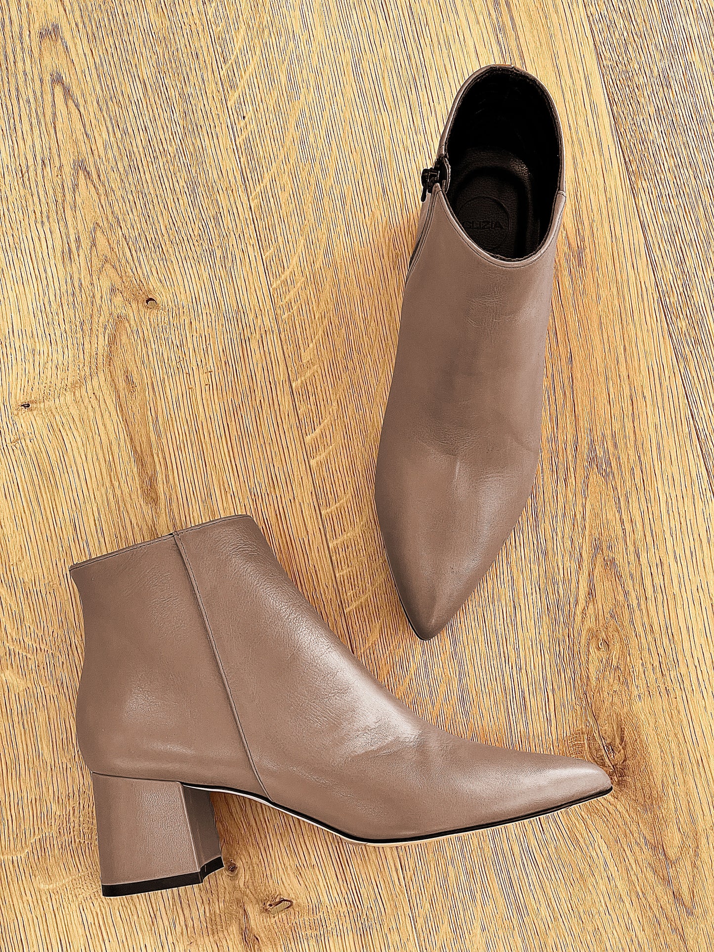 RIO LEATHER TAUPE