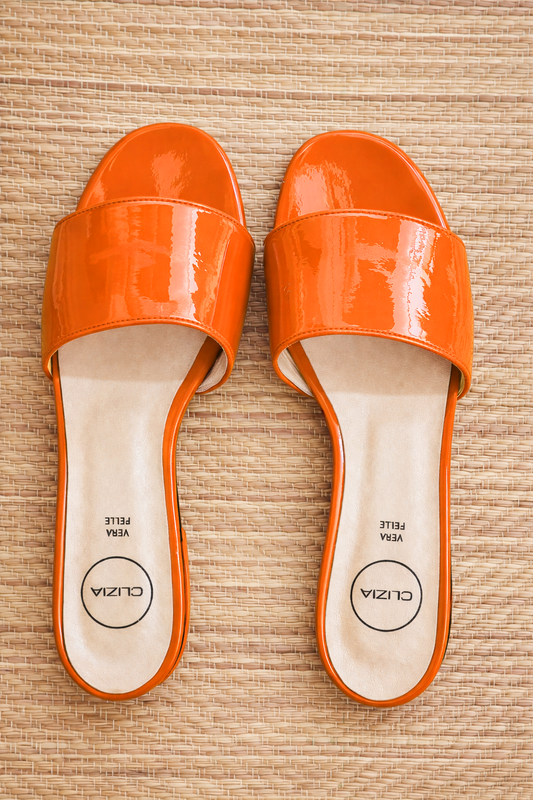 MANHATTAN ORANJE LACK
