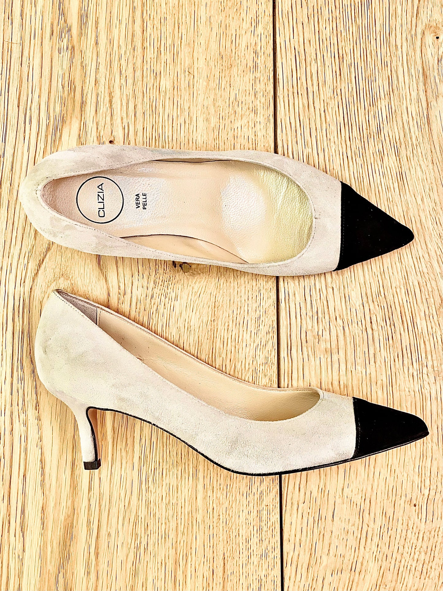 LJUS BEIGE/SVART MOCKASKIN