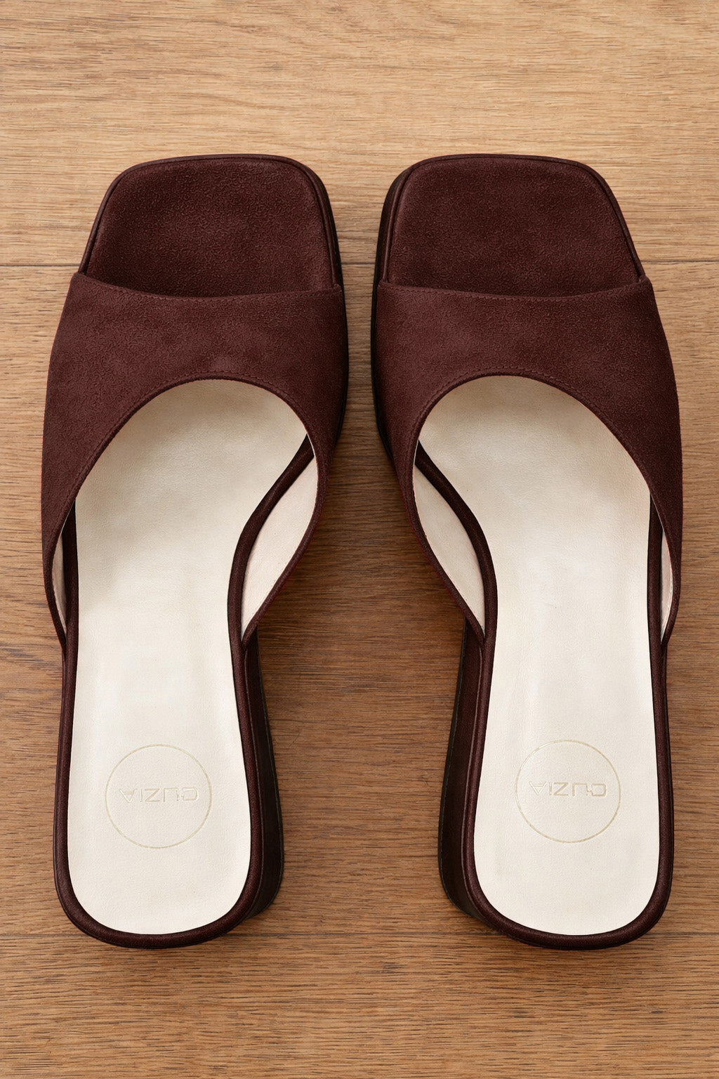 YUNA CAMOSCIO MARRONE