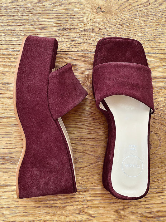 CONNIE CAMOSCIO BORDEAUX
