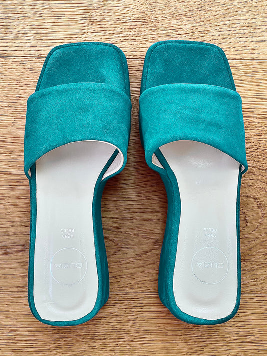 CONNIE CAMOSCIO AZZURRO