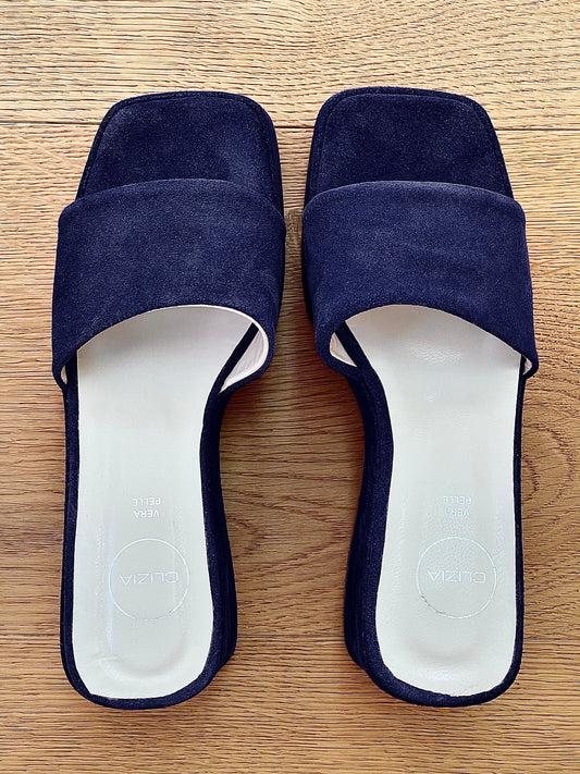 CONNIE CAMOSCIO BLU