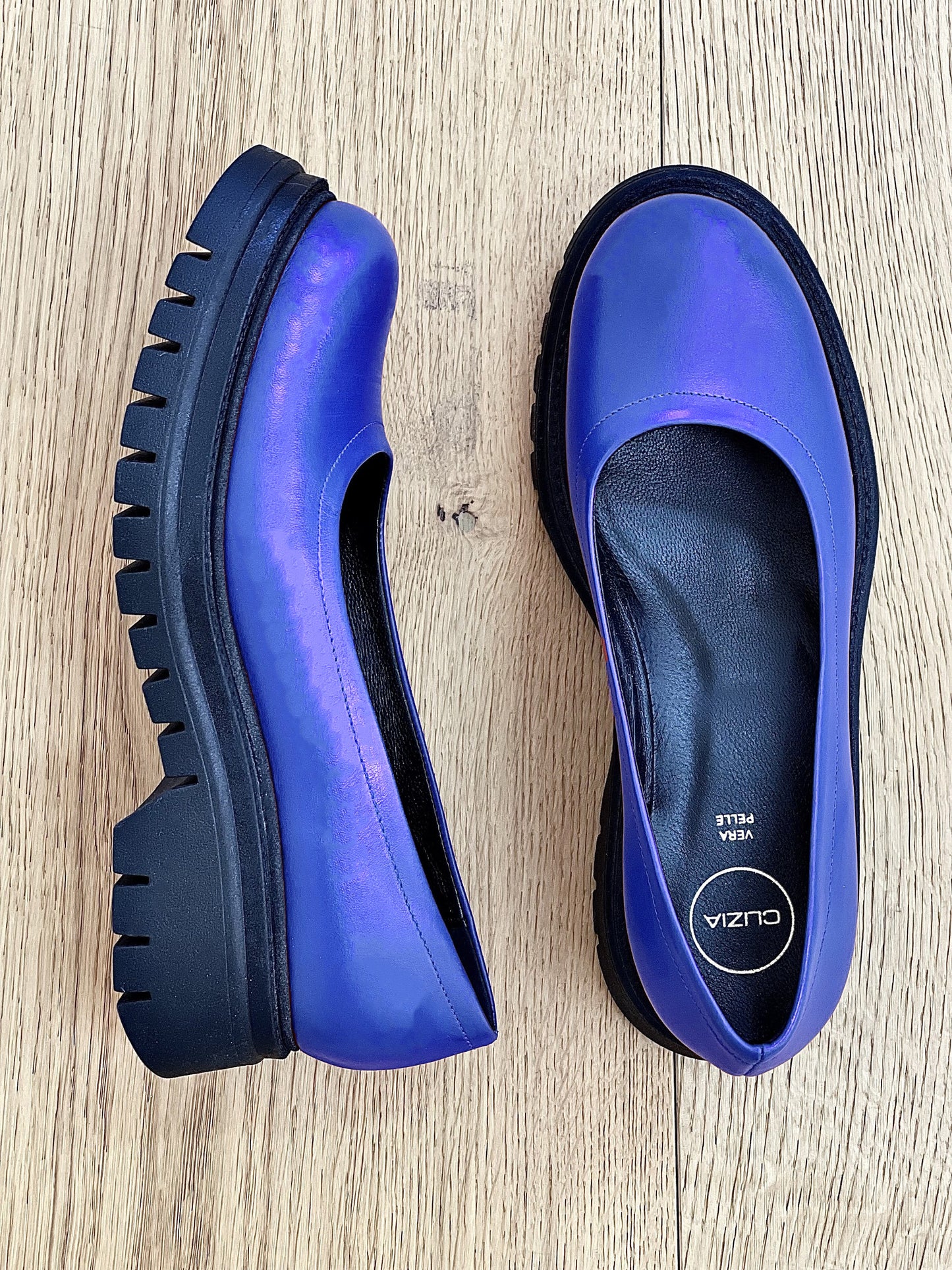 AMBER PELLE BLUETTE