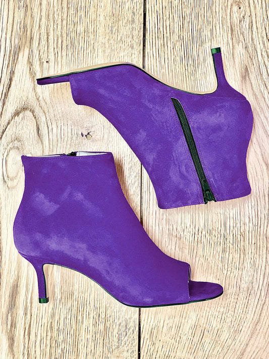 AFRICA PURPLE SUEDE