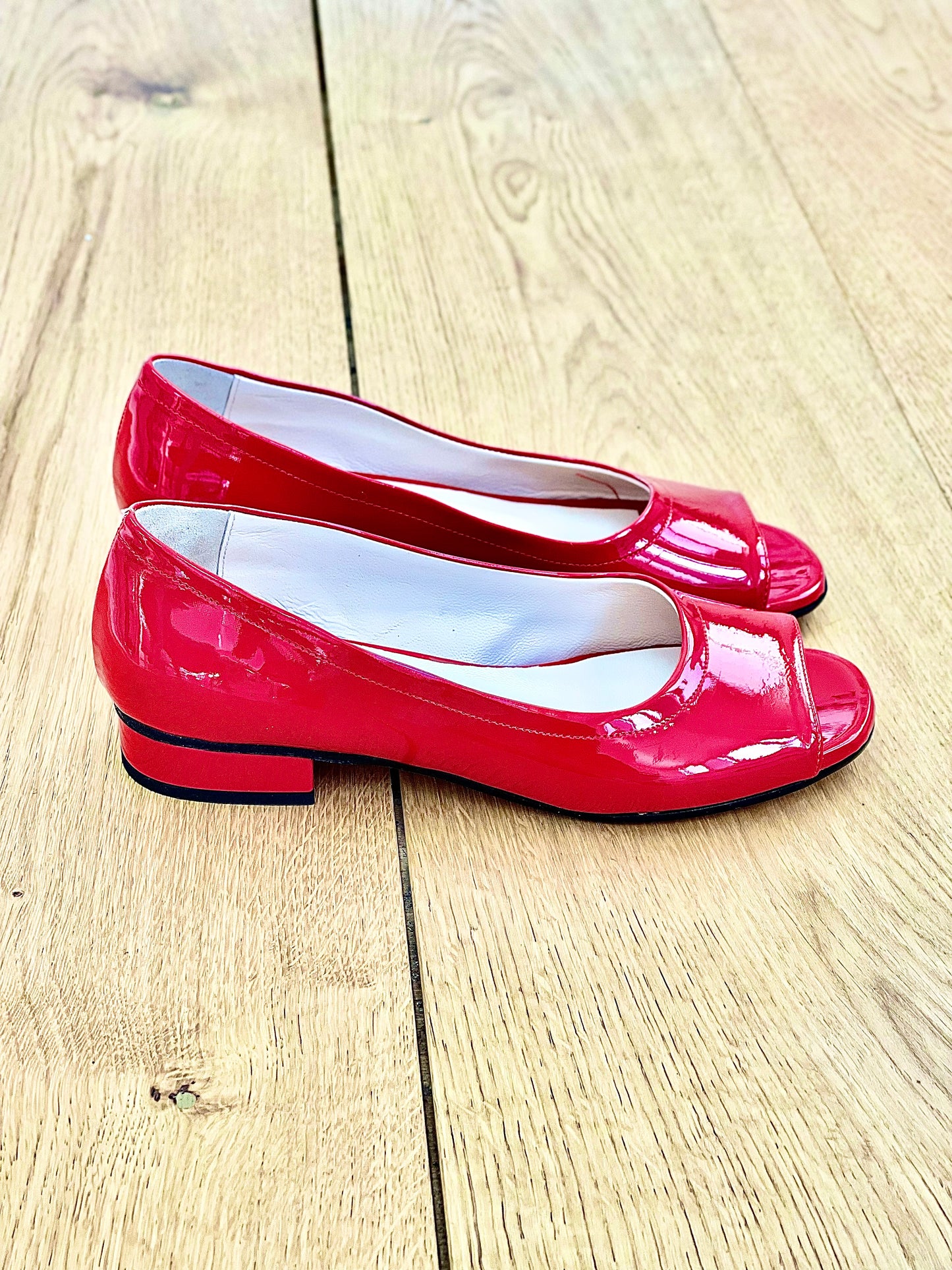 NICOLE RED PATENT LEATHER